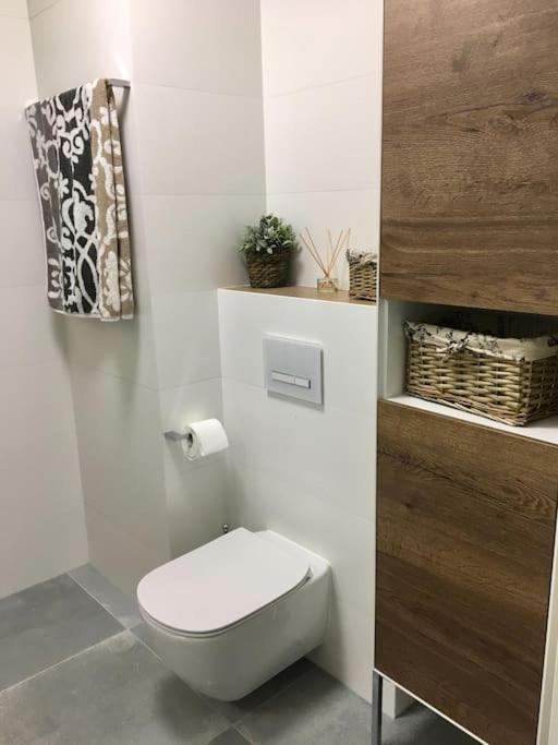New Apartment In Slupsk Downtown /Parking מראה חיצוני תמונה